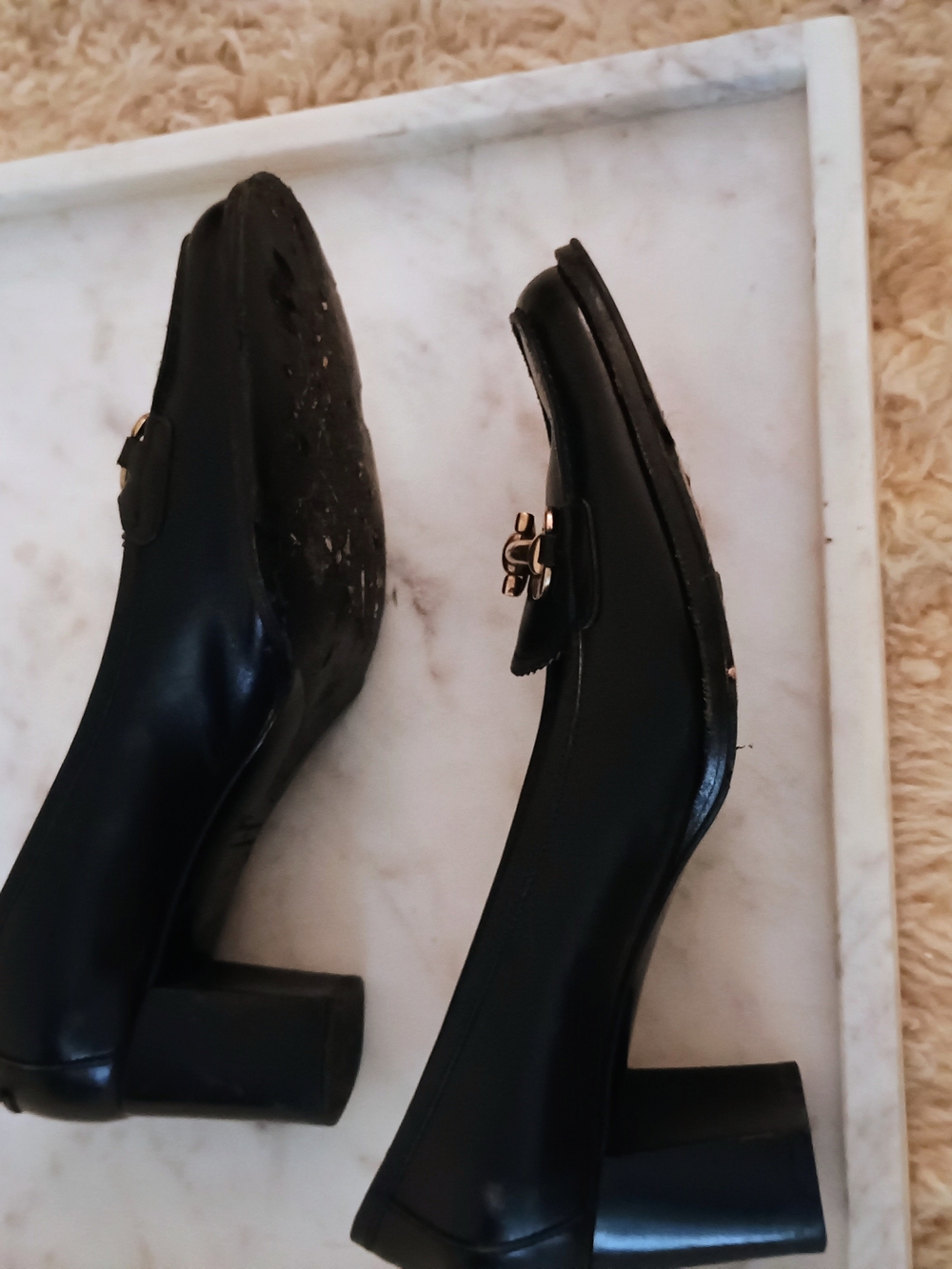 Salvatore Ferragamo Black Leather Loafers with Gold Hardware 9.5 - Picture 5 of 6
